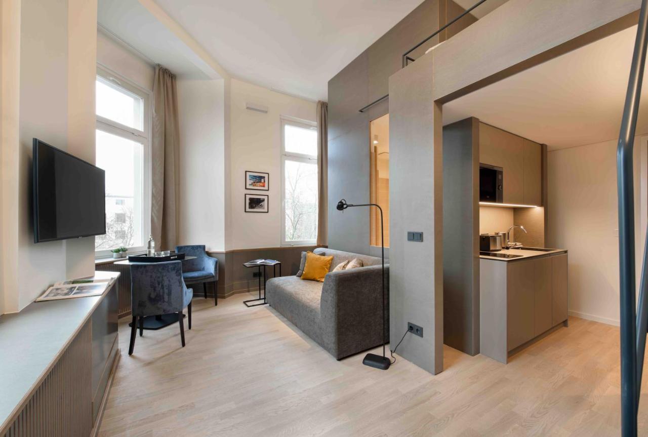 Oberdeck Studio Apartments - Adults Only Hamburg Exterior photo A typical apartment at the Hotel